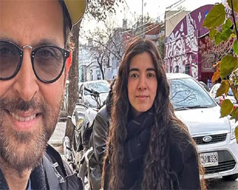 Hrithik shares picture with ‘winter girl’ Saba Azad from vacay in Buenos Aires