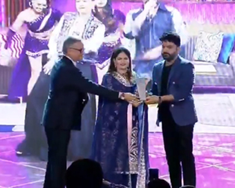 Kapil Sharma wins ‘Global Entertainer of the Year’ award, recalls humble beginnings 20 years ago