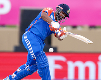 Raina wishes to see Pant play with more responsibility in ODIs