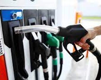 Petrol, diesel likely to see Rs 2-3 per litre cut if crude prices remain stable: Report